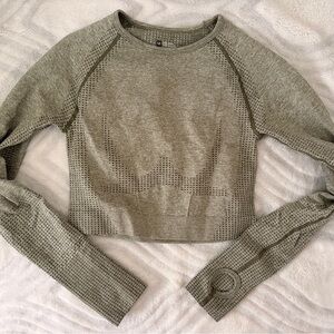 Women's light green athletic crop top